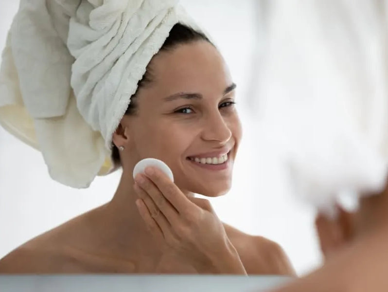 Choosing-the-Best-Face-Toner-for-Your-Skin-Type Karin Herzog